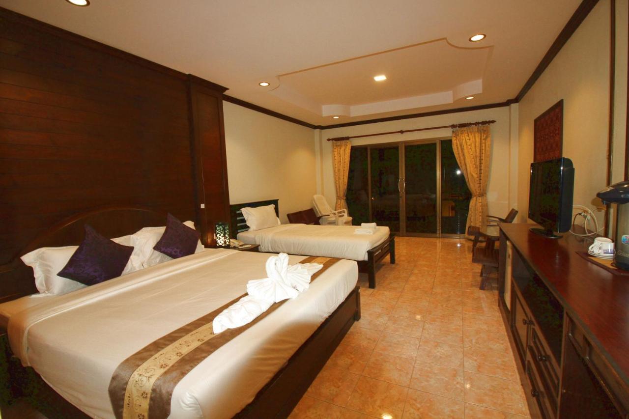 Baan Veerakit Hotel Patong Exterior photo