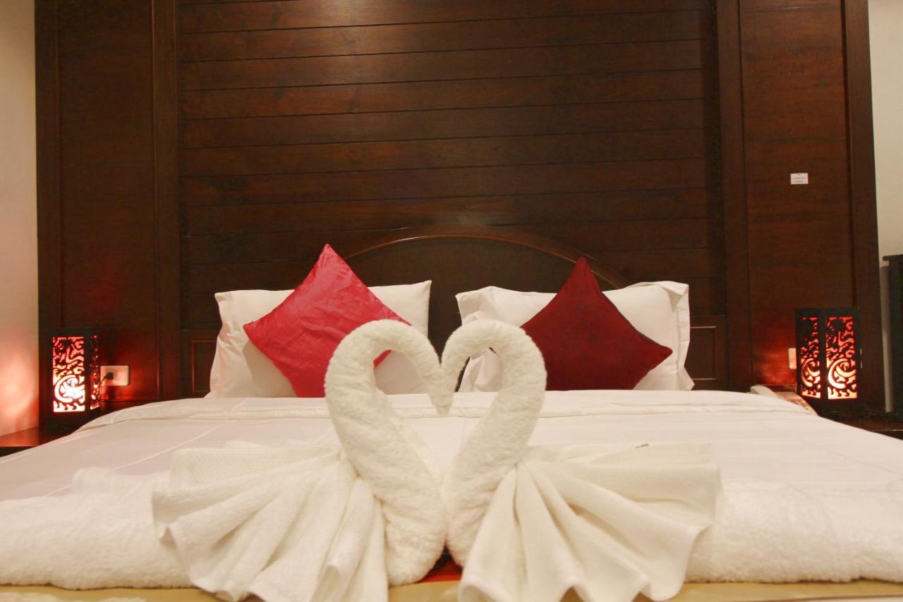 Baan Veerakit Hotel Patong Exterior photo